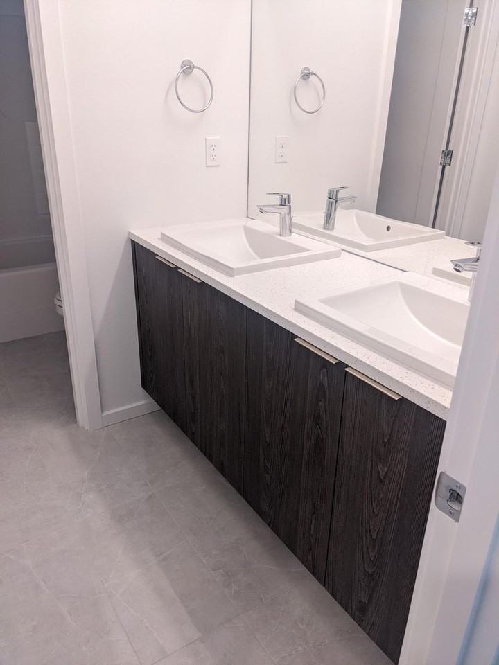 4004 213th St Se - Photo 3 of 24