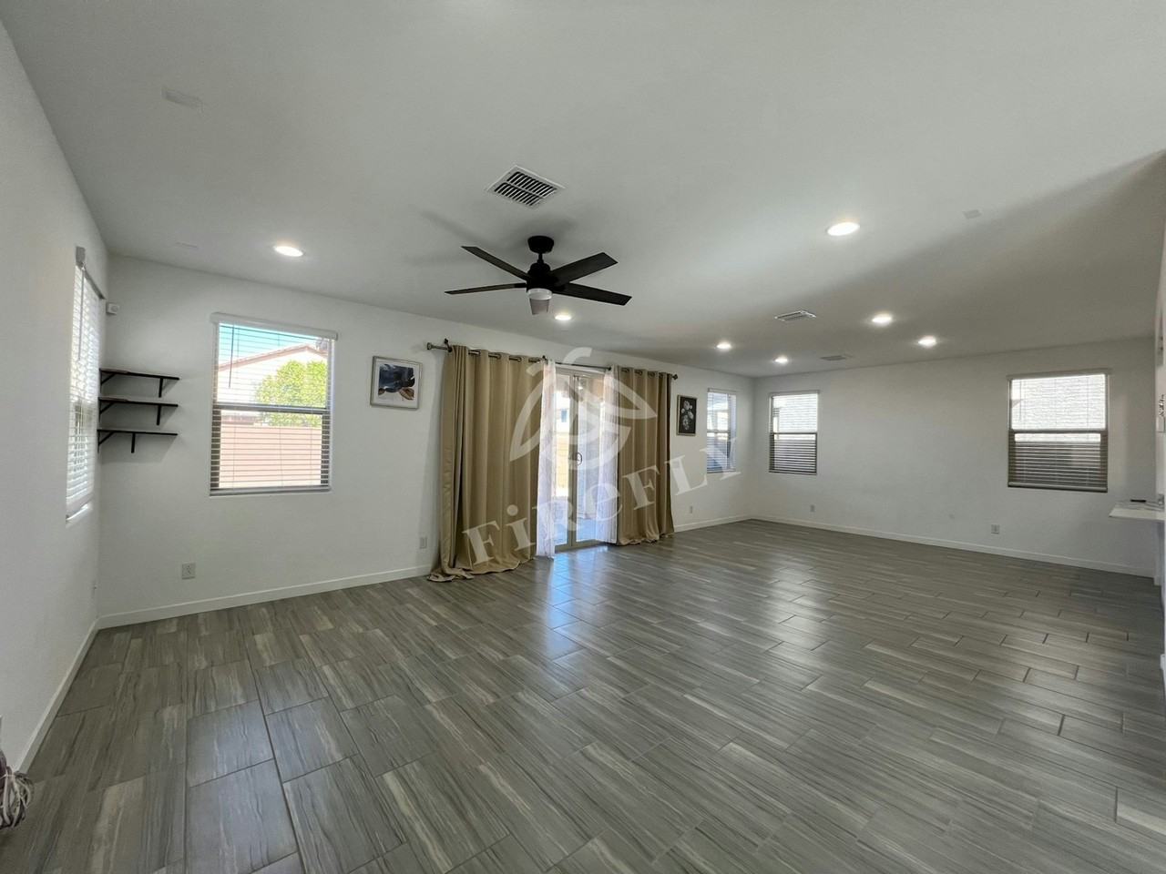 9552 West Sells Drive - Photo 5 of 24