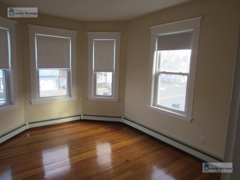 260 Broadway - Photo 3 of 13