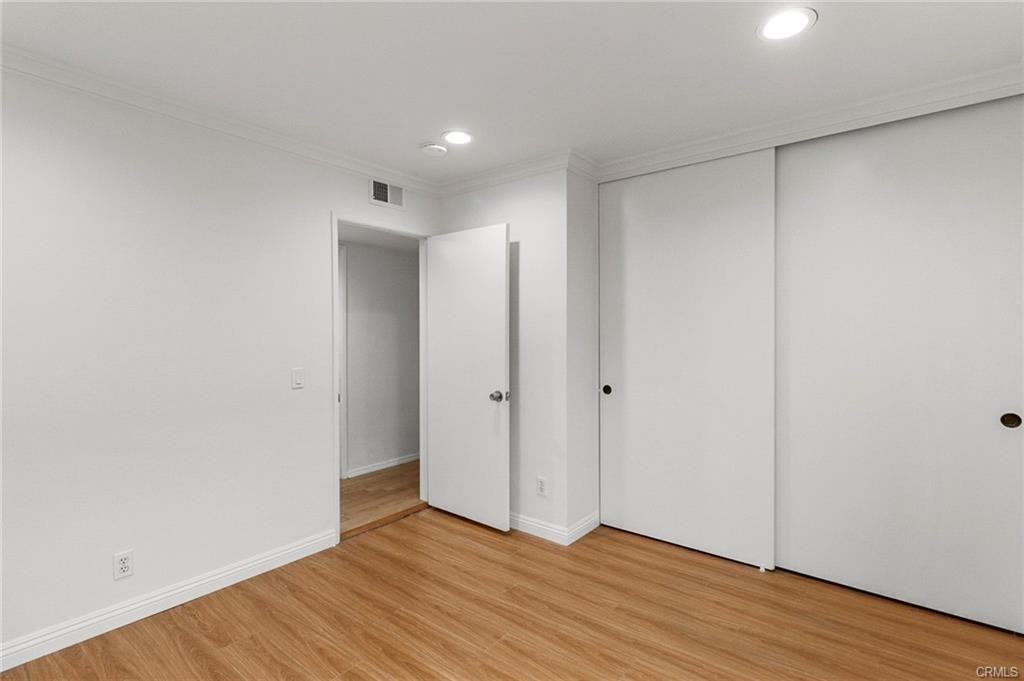 3931 Aspen St - Photo 3 of 8