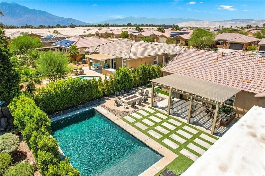 74079 Kingston Ct W - Photo 3 of 46