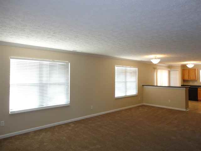 6733 Shanghai Cir - Photo 2 of 10