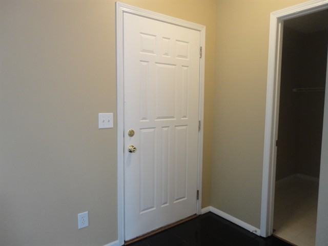 1216 Onaway Ct - Photo 2 of 24