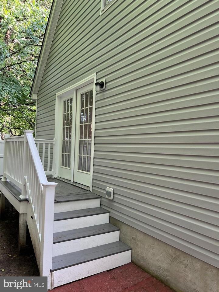 17877 Saint Park Rd, Tall Timbers, MD 20690 1 Bedroom Apartment