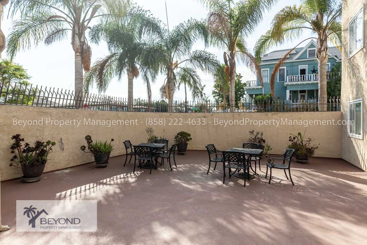 2608 Broadway #3 - Photo 2 of 20