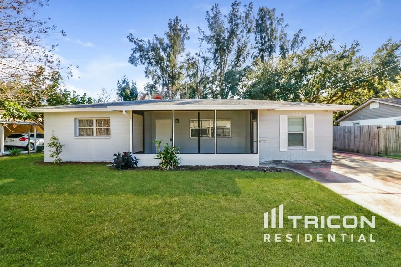424 55th Avenue NE St Petersburg FL, St. Petersburg, FL 33703 1