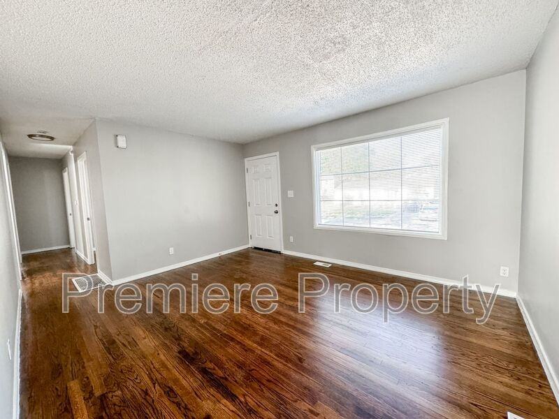 1721 Ellison Way - Photo 2 of 11