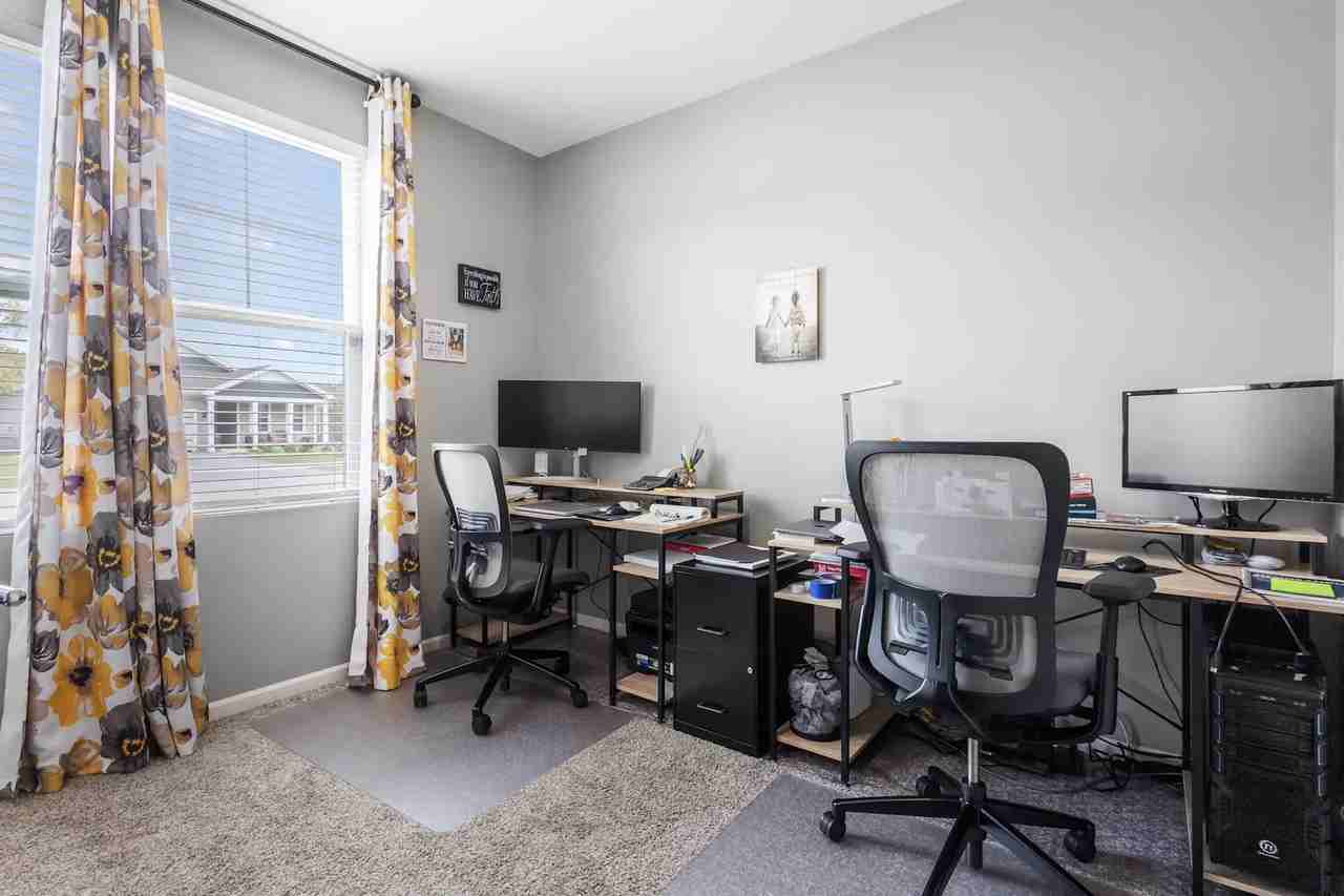 10422 Whitney Pl - Photo 2 of 34