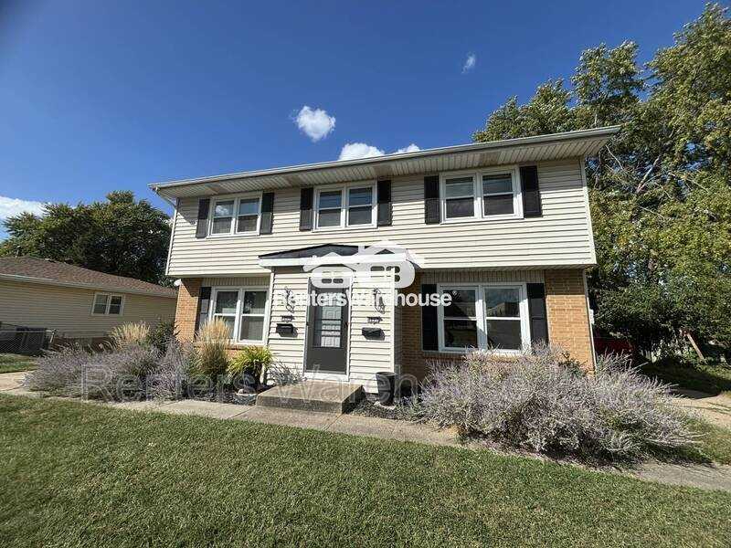 4807 Aurora Ave - Photo 3 of 13