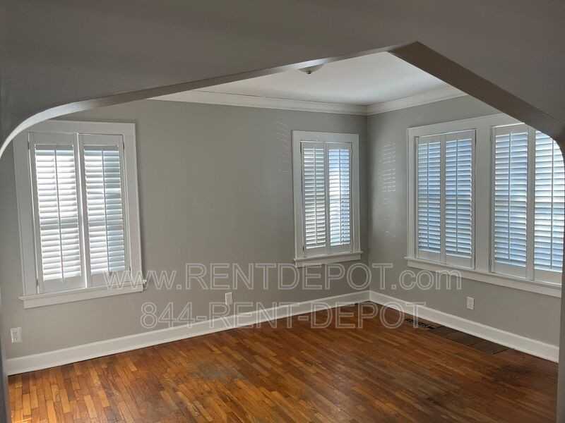 106 S Weinbach Ave - Photo 3 of 14