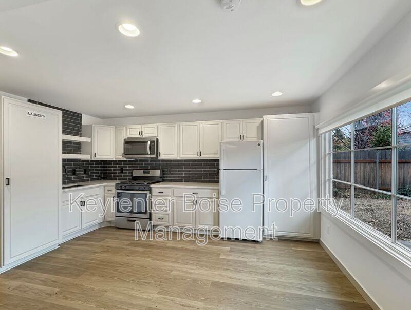 1516 1/2 N 7th St - Photo 5 of 12