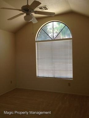 8208 Hastings St - Photo 2 of 9