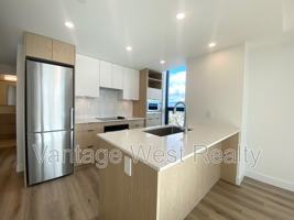 featured image of 3005-1488 Bertram