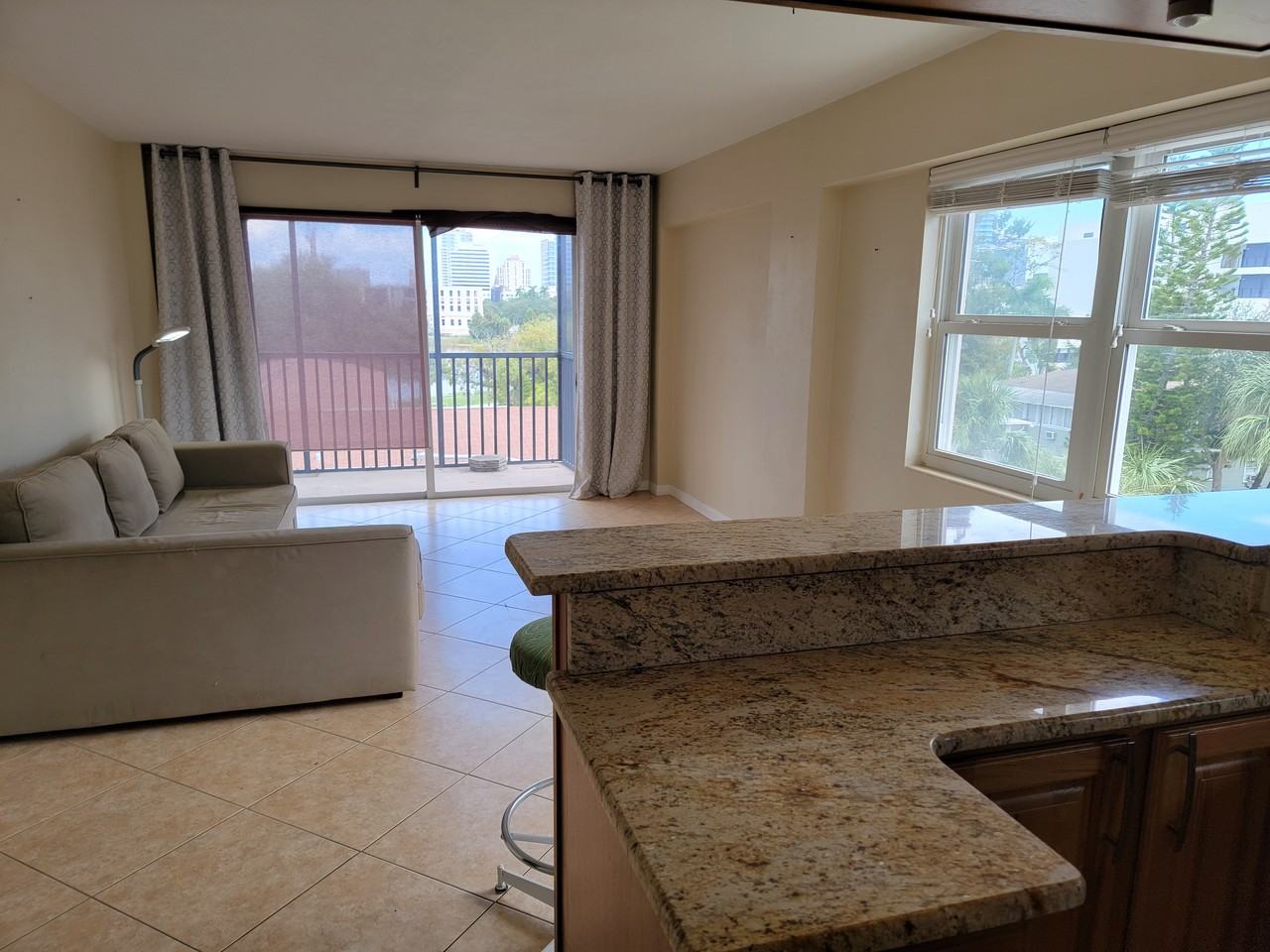 750 Burlington Ave N #3H - Photo 5 of 16