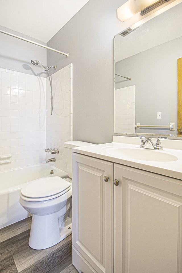 502 S East St - Photo 3 of 16