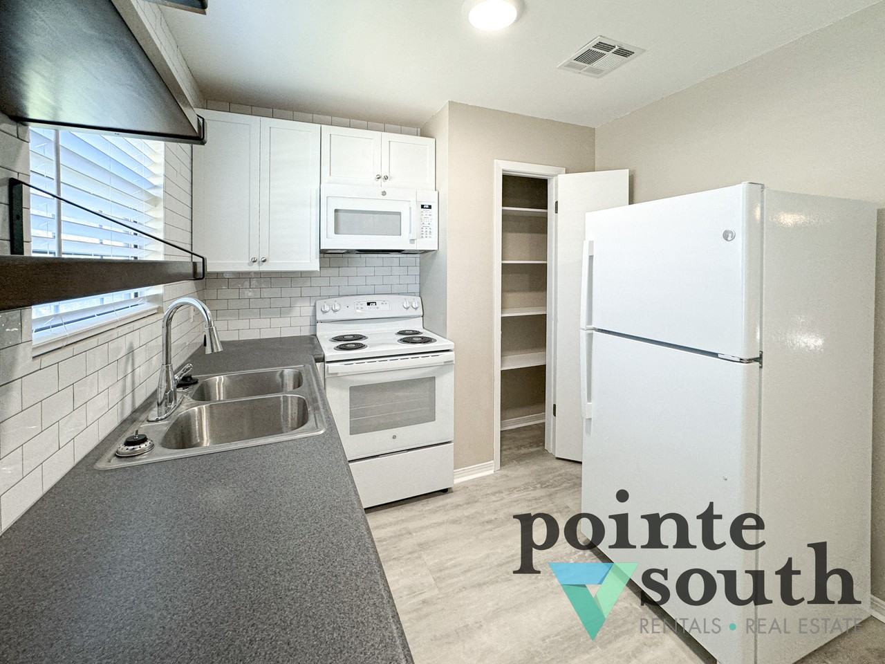 6385 Schoel Ln - Photo 3 of 20