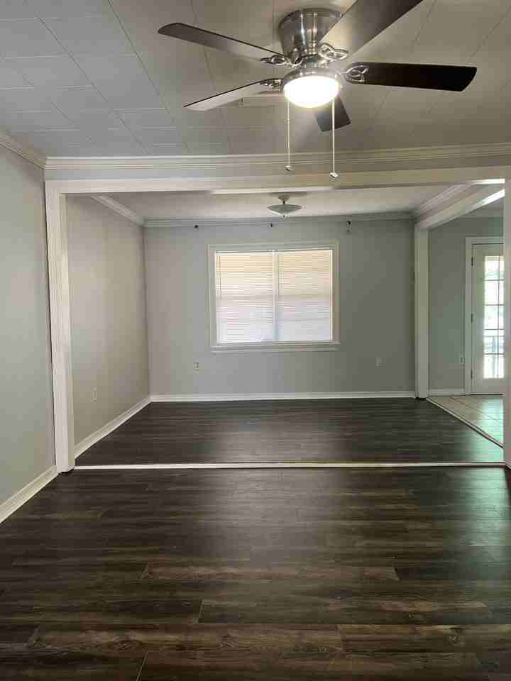 138 W Ninth Ave - Photo 3 of 14