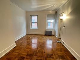 featured image of 47 Revere St #4