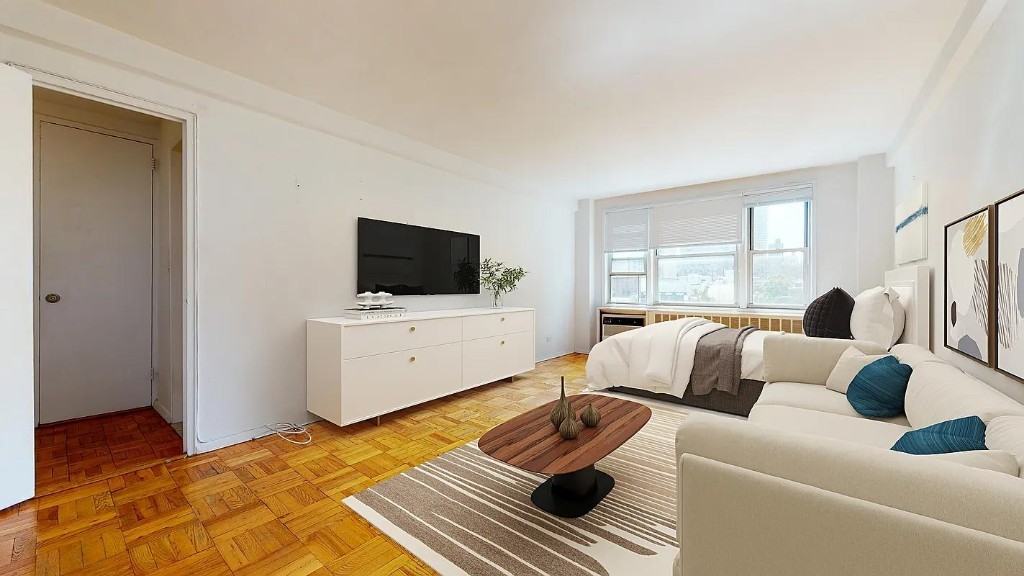 E 86th St 8G, New York, NY 10028 Studio Apartment for 3,126/month