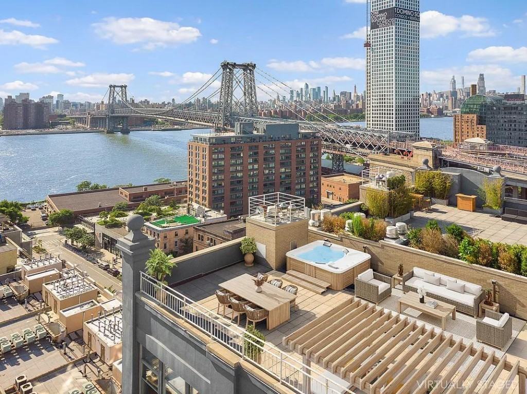 Broadway 11B, New York, NY 11377 3 Bedroom Apartment for 20,000/month