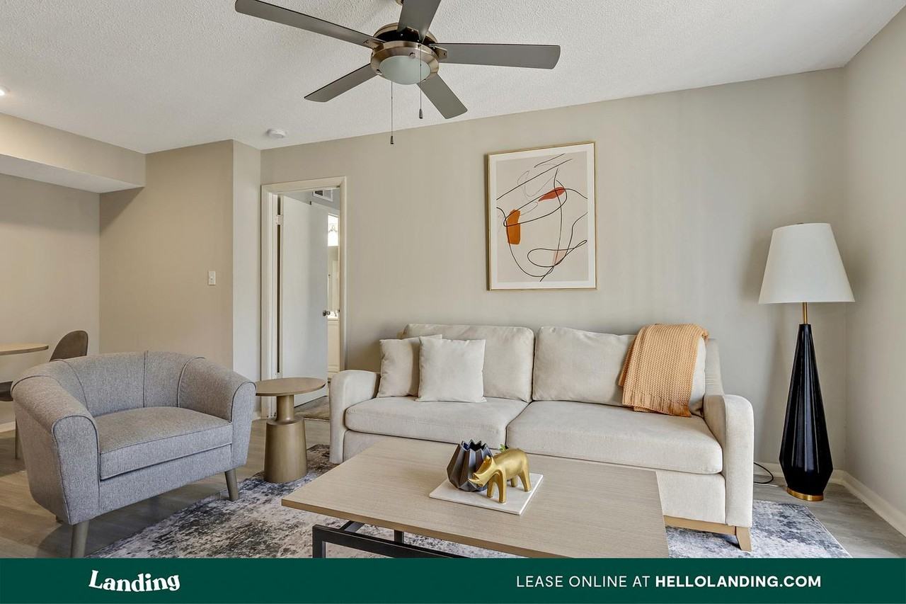 934 Garden Walk Blvd - Photo 5 of 50