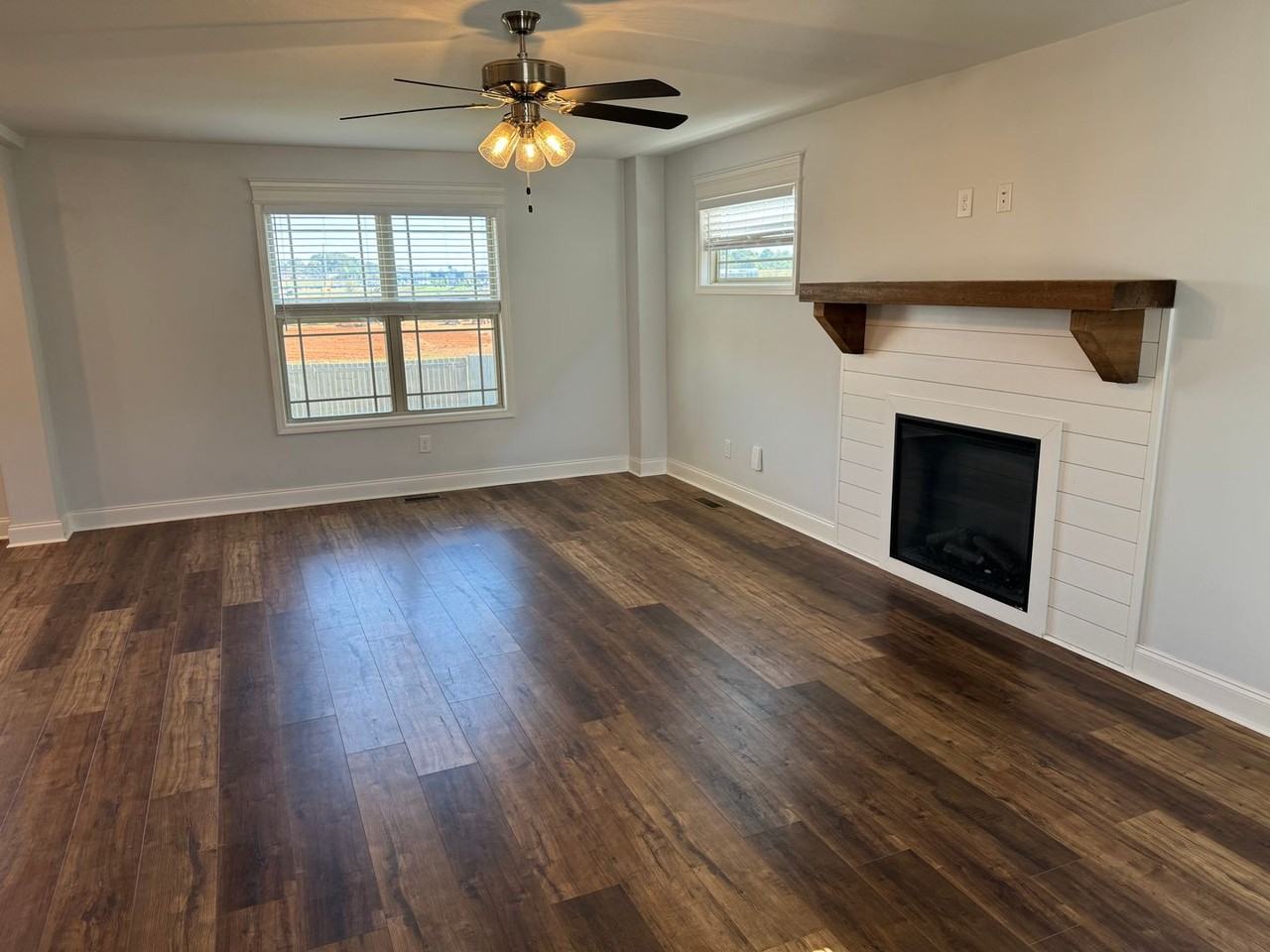 429 Andean Ct - Photo 4 of 19