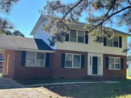 featured image of 733 Marlee Dr