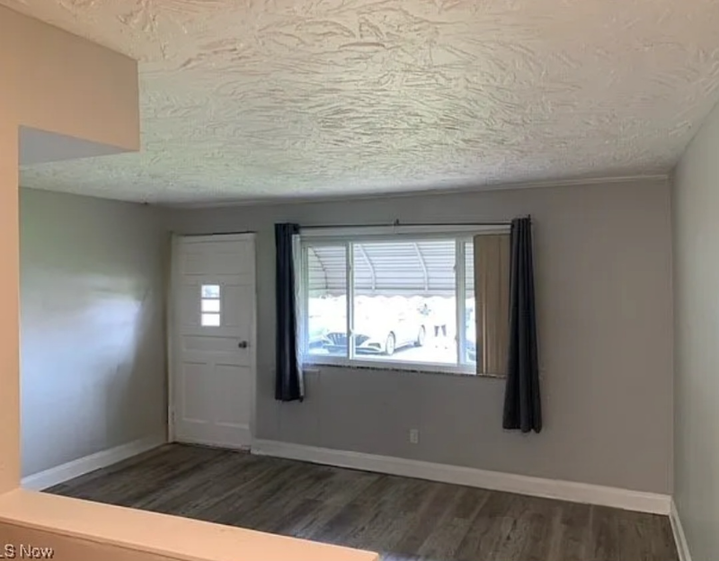 15000 Beautiful Large Remodeled Cond0.Utilities Included - Photo 3 of 20
