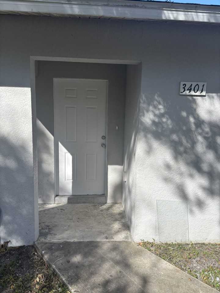 3401 Ne Masters Ave #3401 - Photo 2 of 10