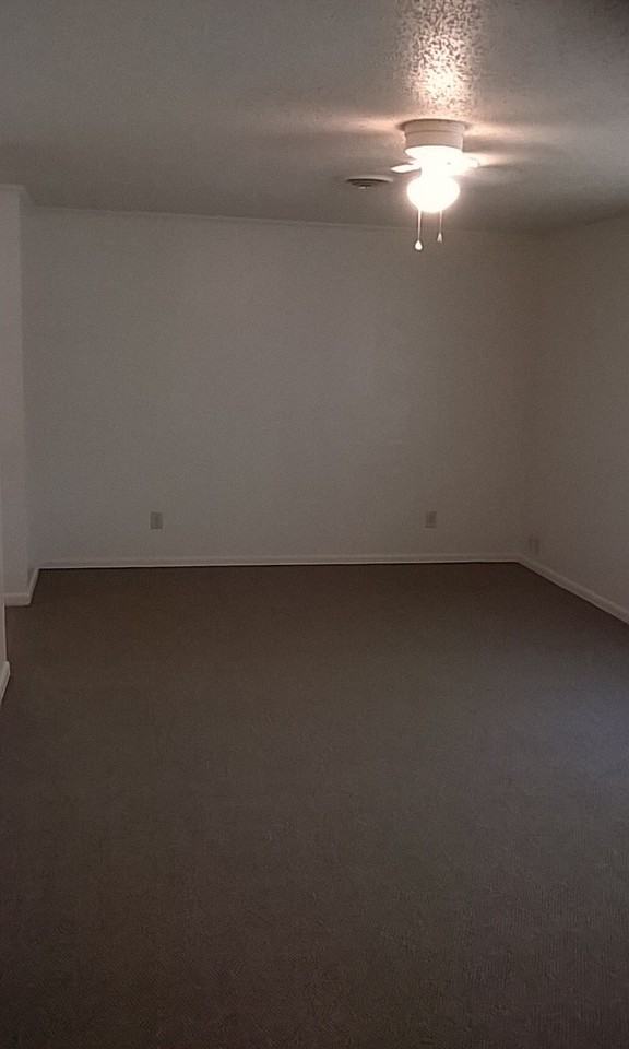 3914 Lillian St #NA - Photo 6 of 22