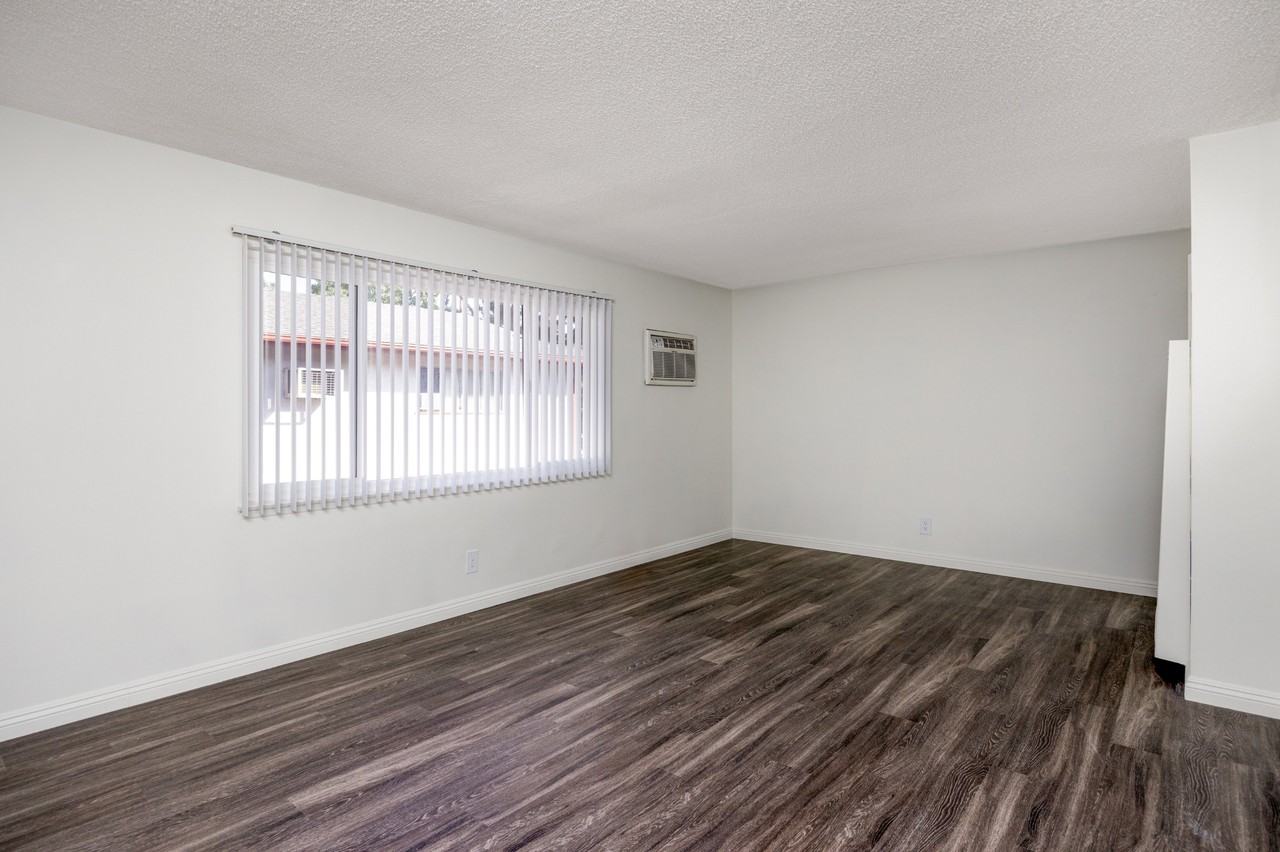 165 California Street - Photo 6 of 17