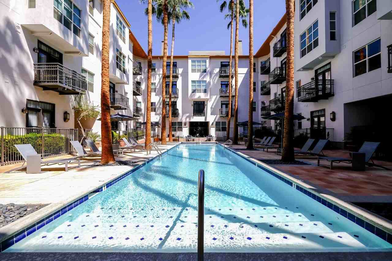 Roosevelt Square - Photo 3 of 41