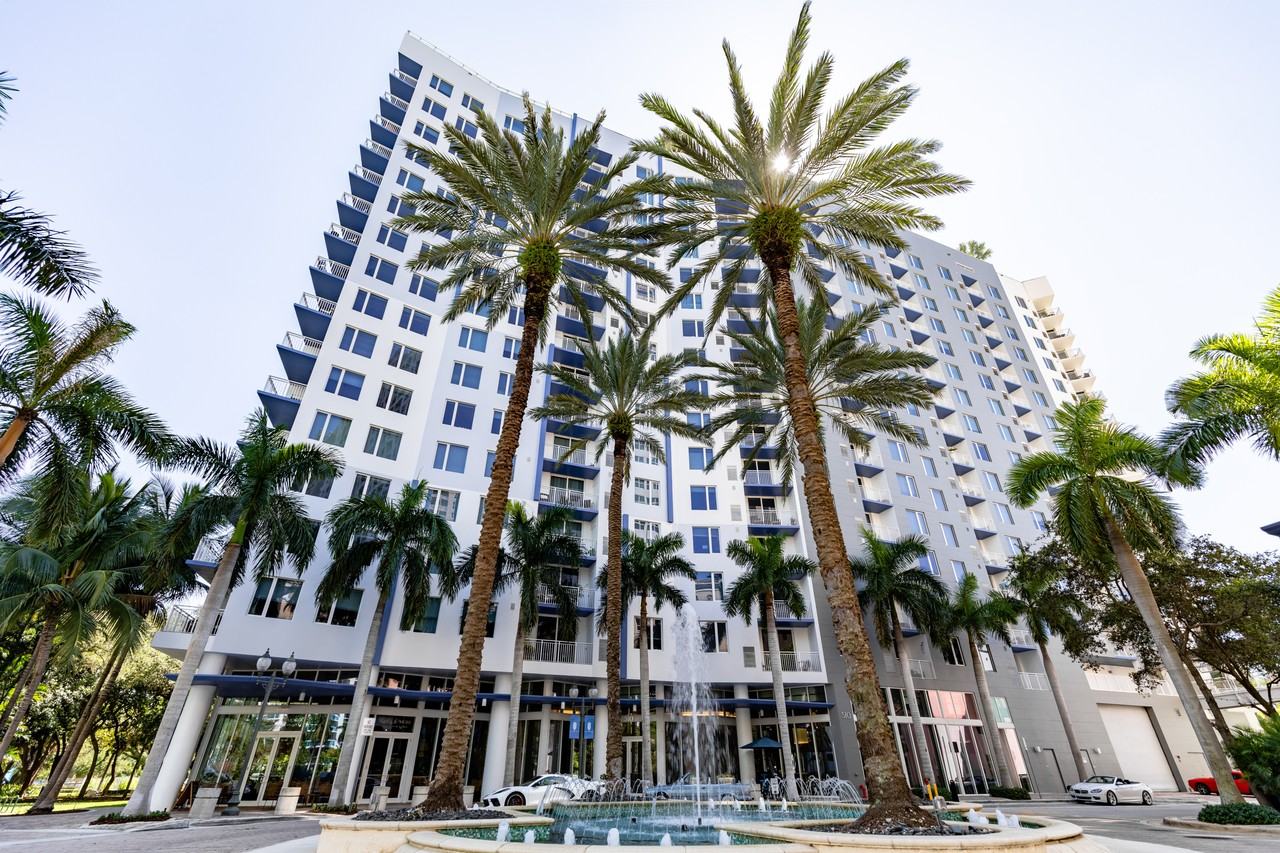 Vu New River - Photo 3 of 52