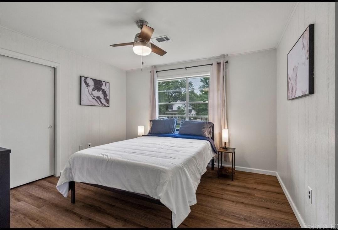 1930 College Avenue - Photo 5 of 13