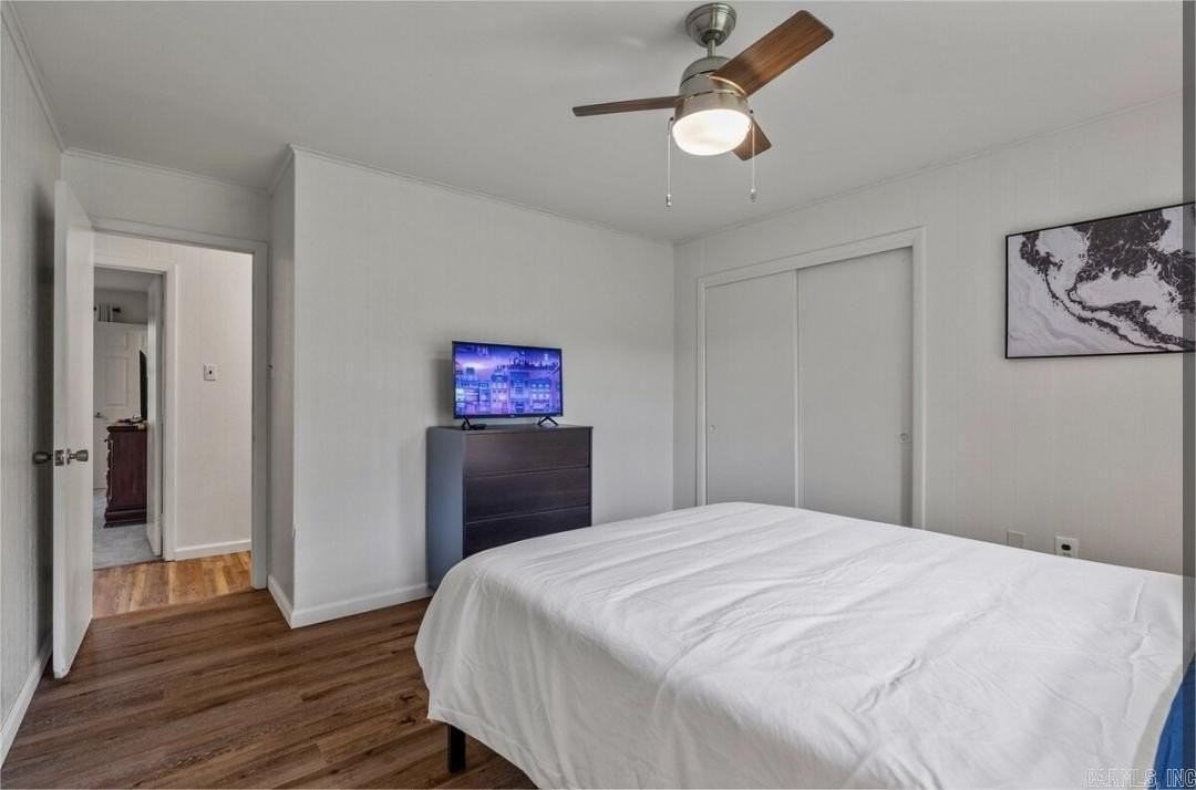 1930 College Avenue - Photo 6 of 13