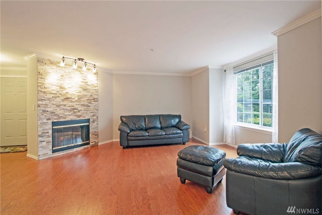 24018 26th Place South - Photo 2 of 11