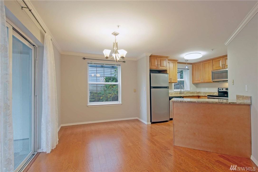 24018 26th Place South - Photo 6 of 11
