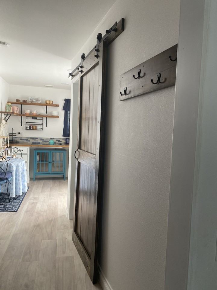 12871 Bahama Ct - Photo 2 of 4
