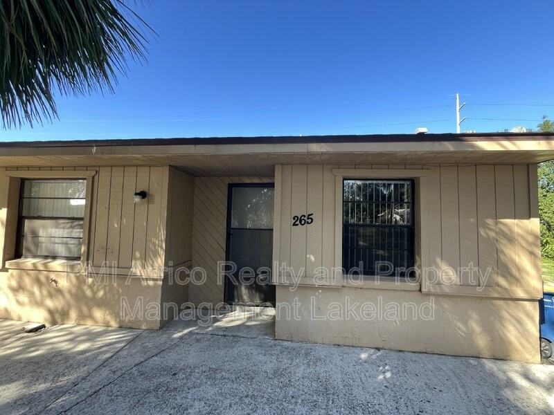 265 Fleetwood Ave - Photo 2 of 17