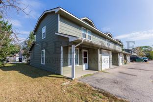 1136 N Richmond Ave - Photo 1 of 1