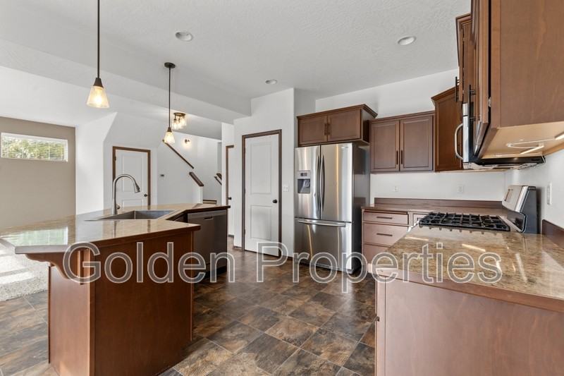 4440 W Long Meadow Dr - Photo 2 of 22
