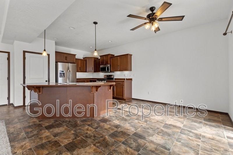 4440 W Long Meadow Dr - Photo 3 of 22