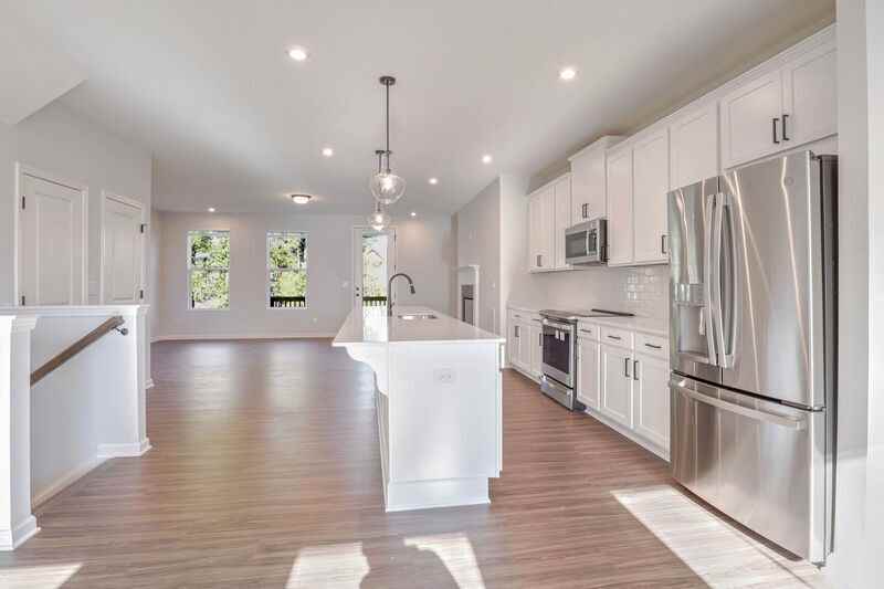 1471 Creekside Cir Nw - Photo 3 of 25