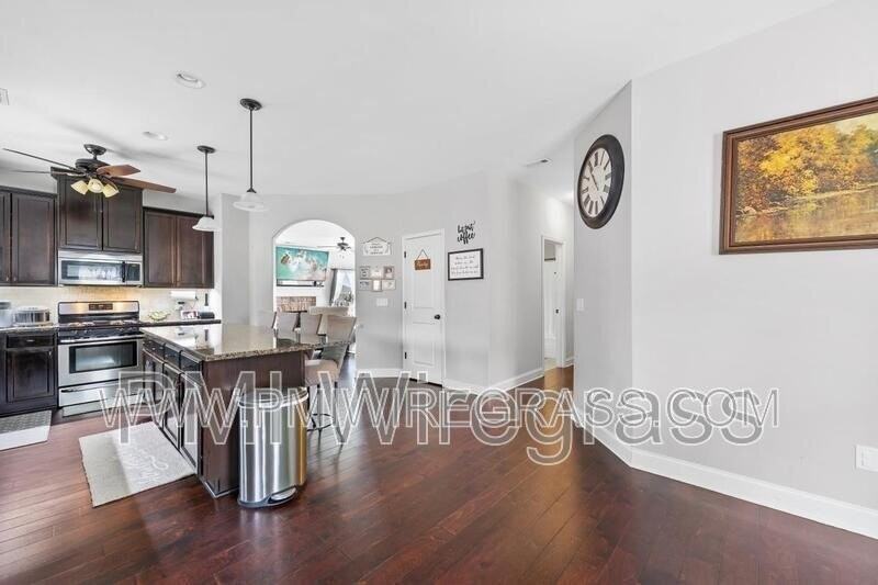 87 Freedom Hts - Photo 5 of 50