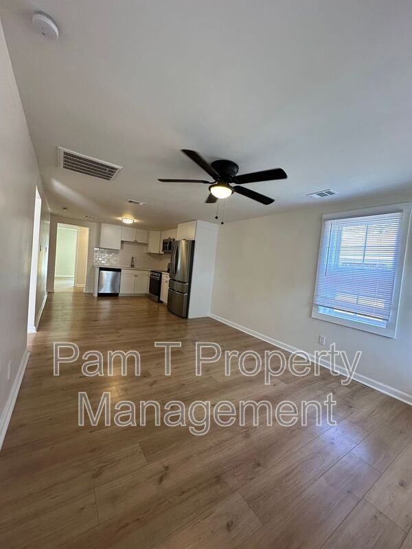 815 Porter St - Photo 2 of 23