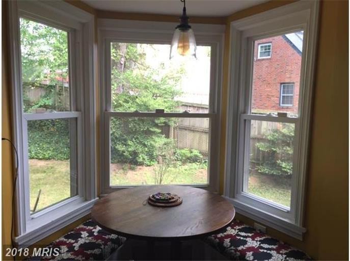 9803 Forest Grove Dr - Photo 4 of 32