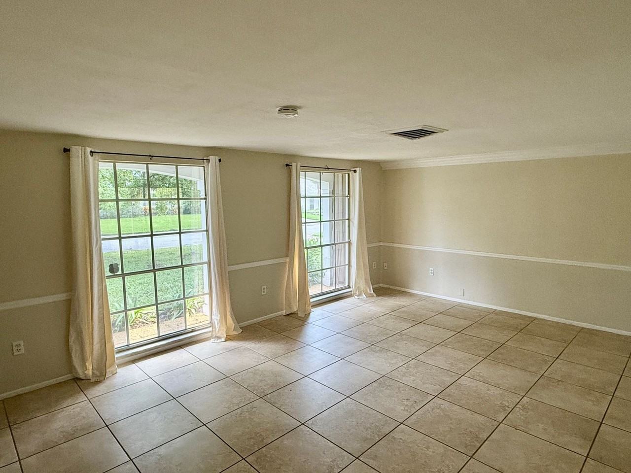 8413 Hunting Saddle Dr - Photo 3 of 26