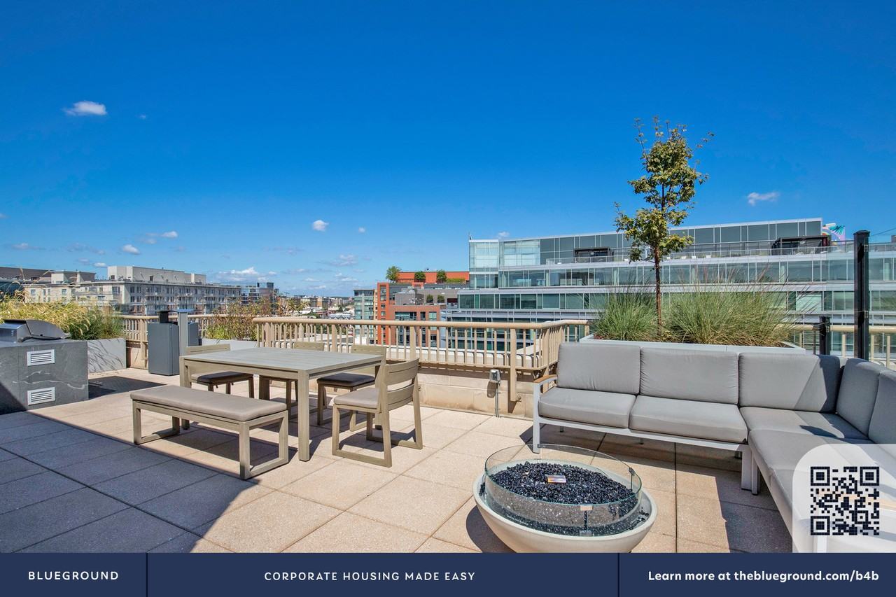 450 Massachusetts Avenue Northwest - Photo 5 of 44