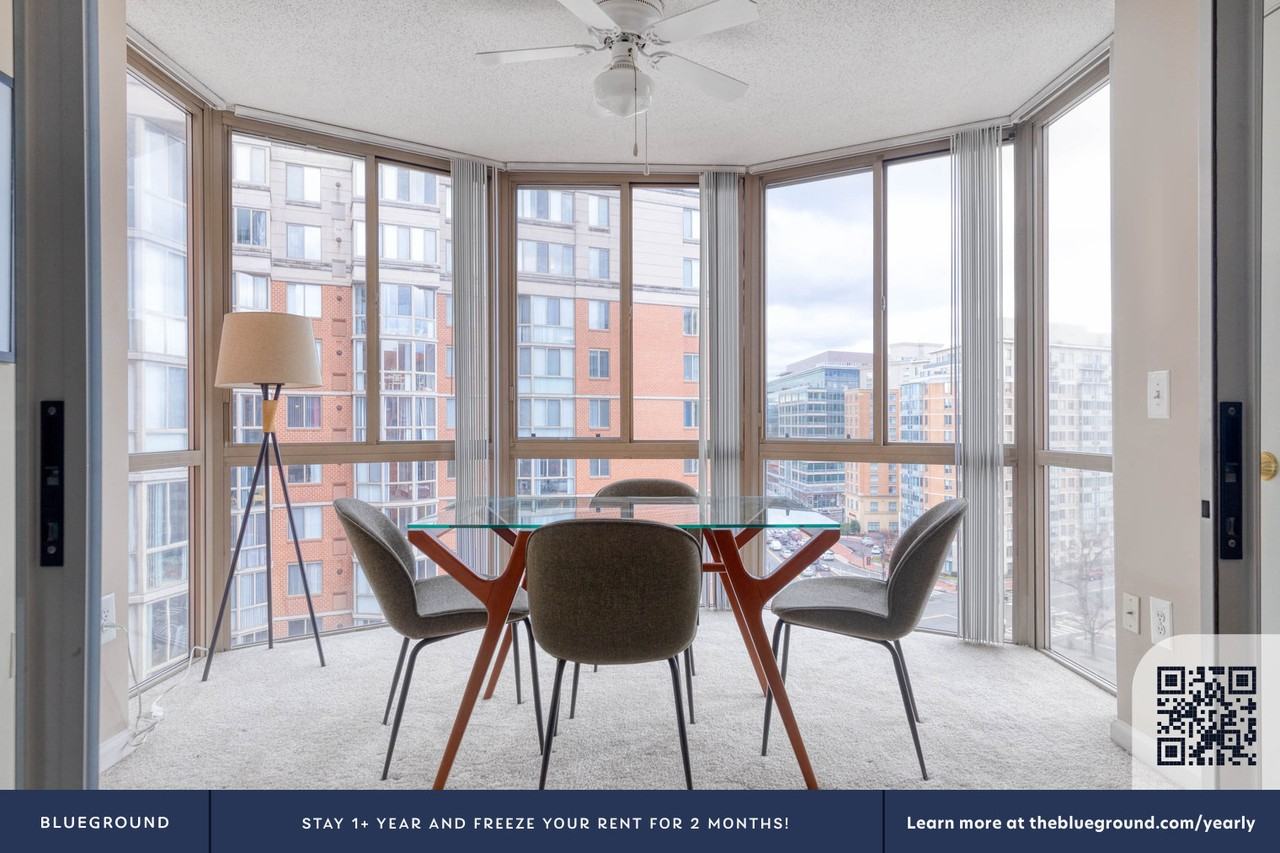 450 Massachusetts Avenue Northwest - Photo 7 of 44