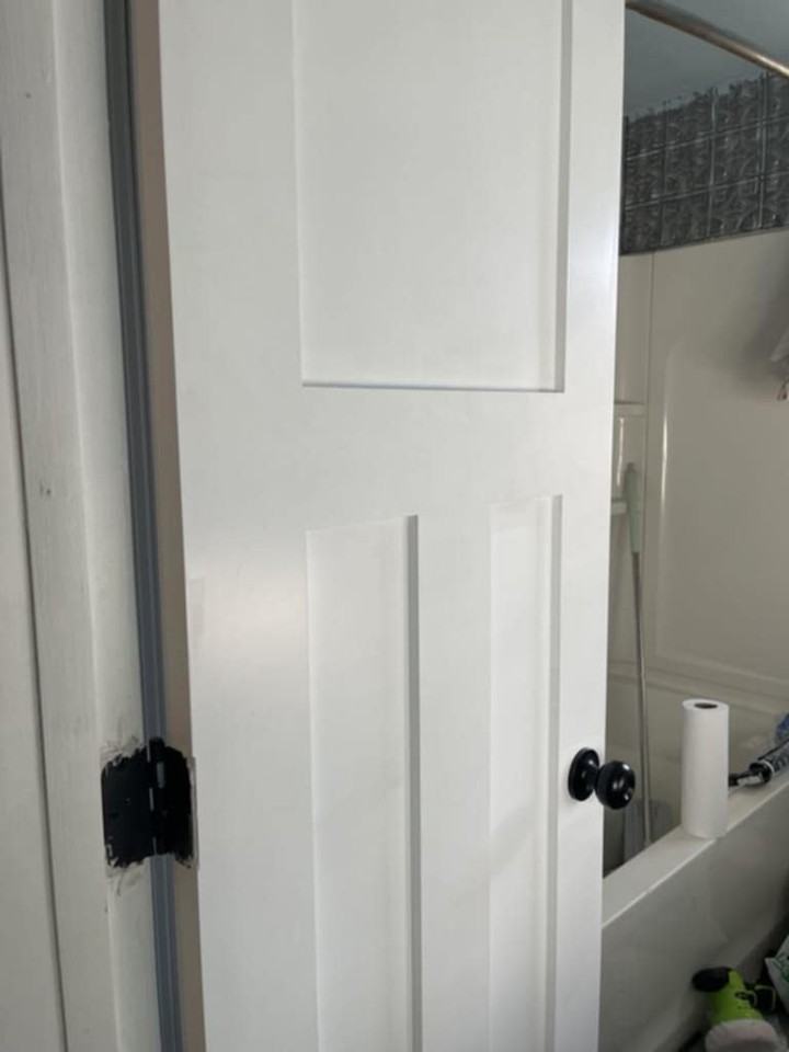 817 N Hawthorne Dr #817 - Photo 3 of 33